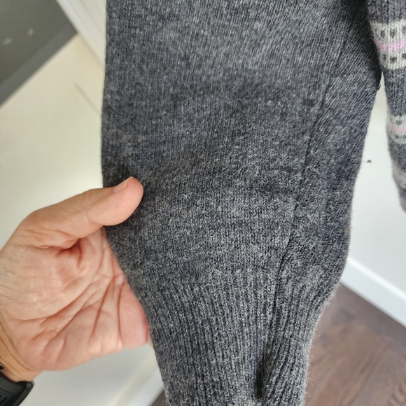 Luca NOBILI FIRENZE Gray and Pink Striped Men's Sweater - Picture 6 of 8